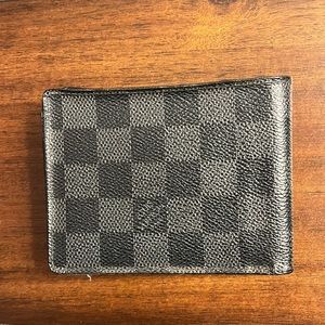 LV Wallet